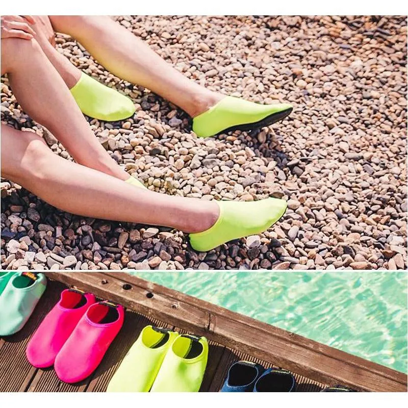 (1 pair) Size XL Universal Beach Shoes Water Shoes Swim Shoes (Size 39-41) - Turquoise