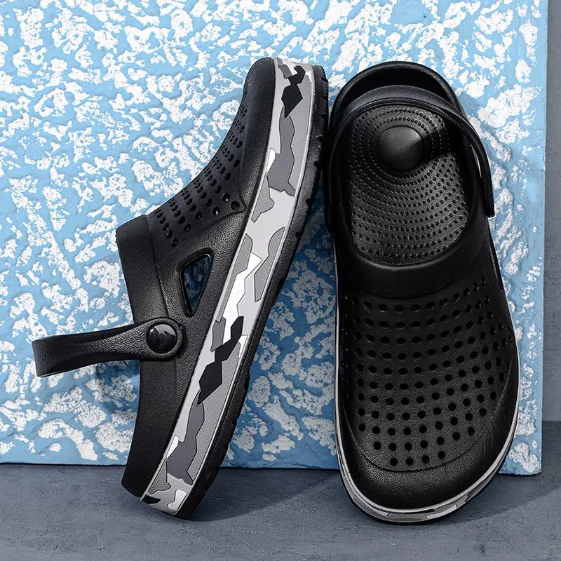 2022 summer casual men's hole shoes outdoor beach