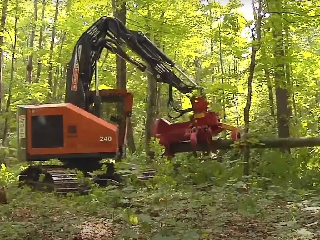 2025 Barko 240BF Tracked Feller Buncher | 225HP Engine