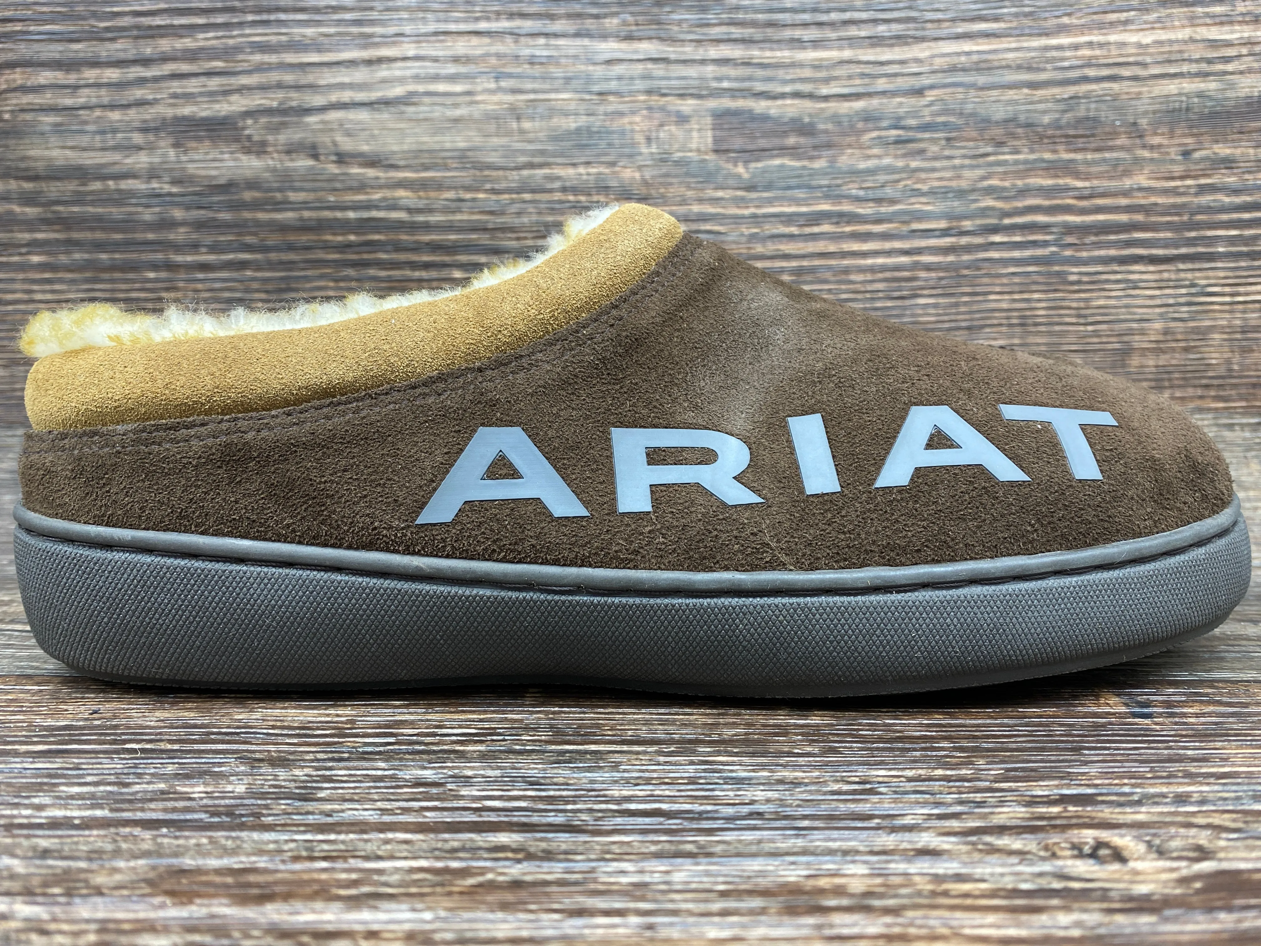 ar2844 Men's Hooded Back Clog by Ariat