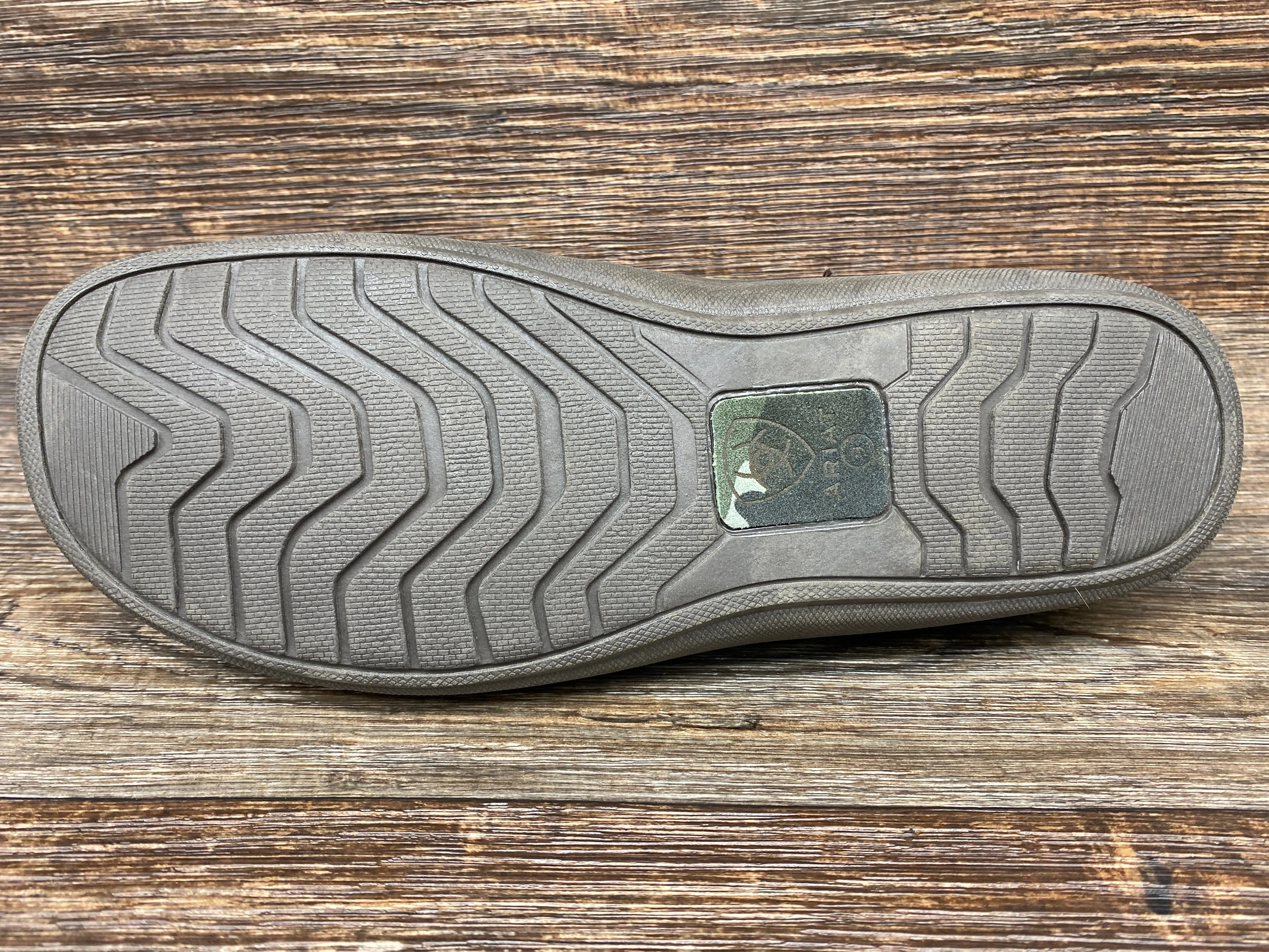 ar2844 Men's Hooded Back Clog by Ariat