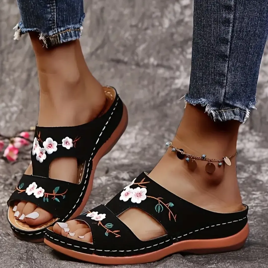 Blisscomfy Arch Support Floral Embroidered Slide Sandals