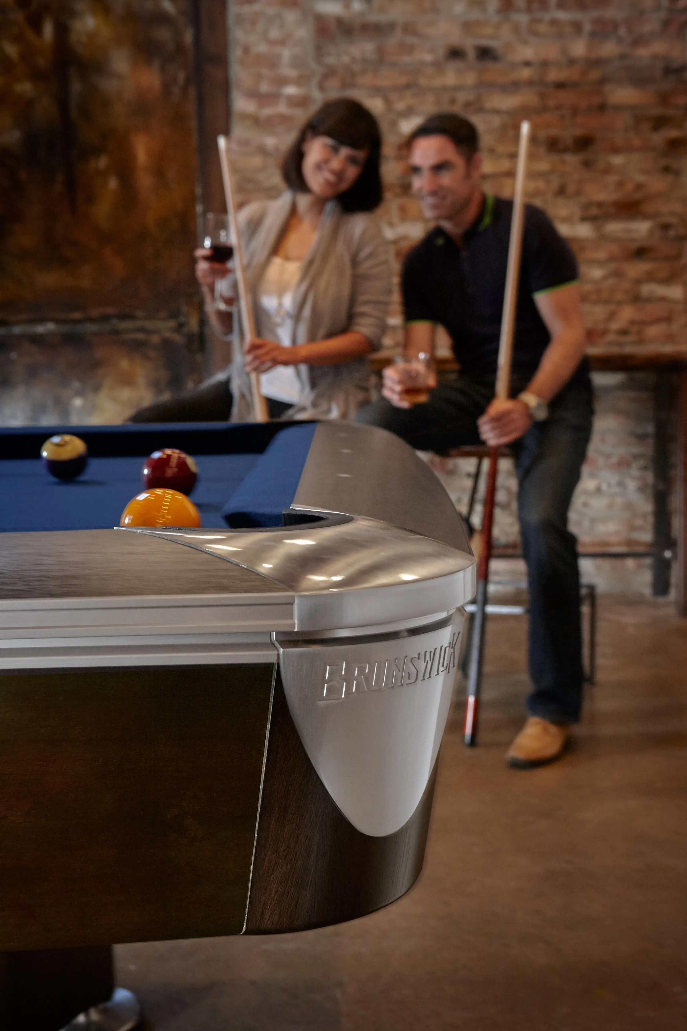 Brunswick Billiards Gold Crown VI 8' Slate Pool Table in Skyline Walnut/Espresso w/ Pockets