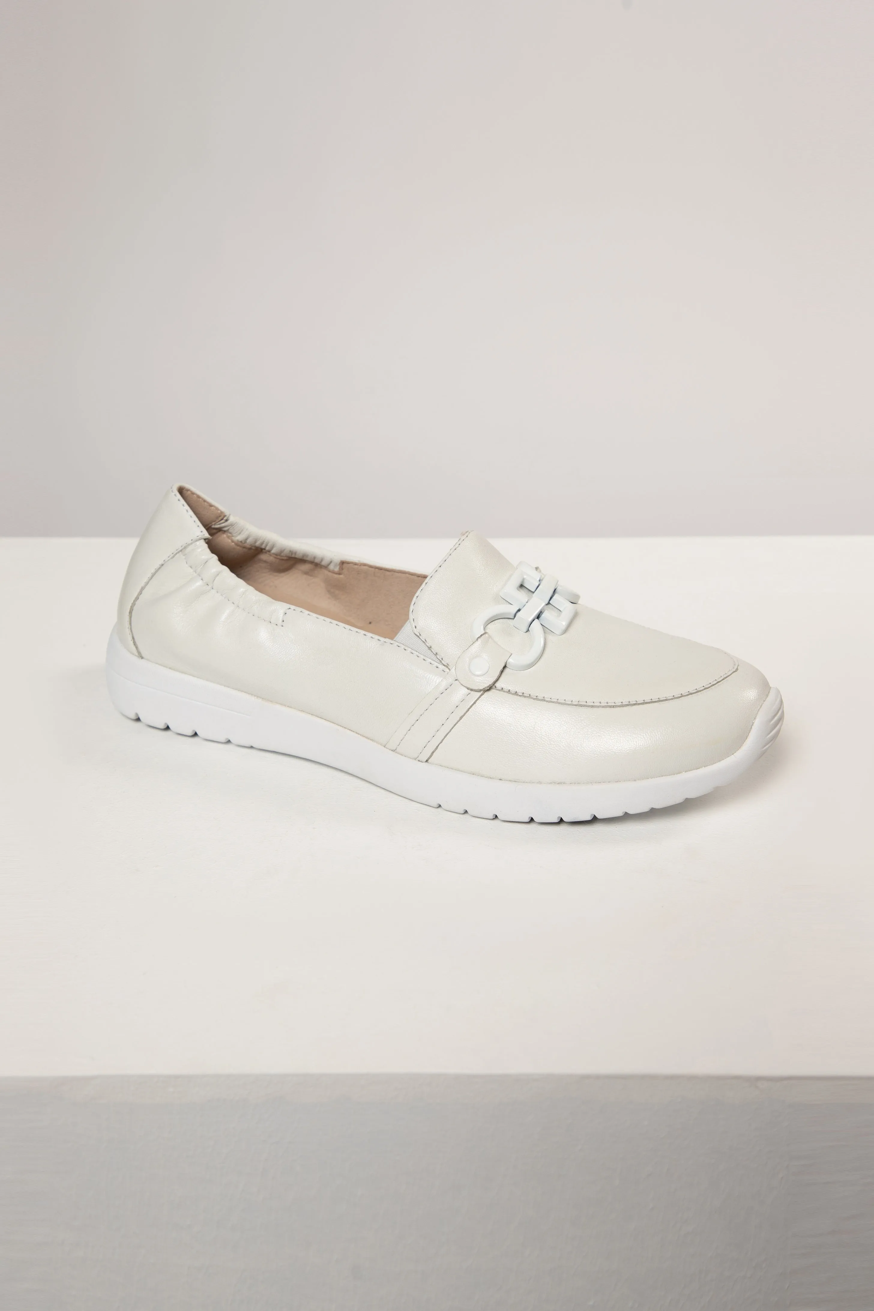 Cloud Walk White