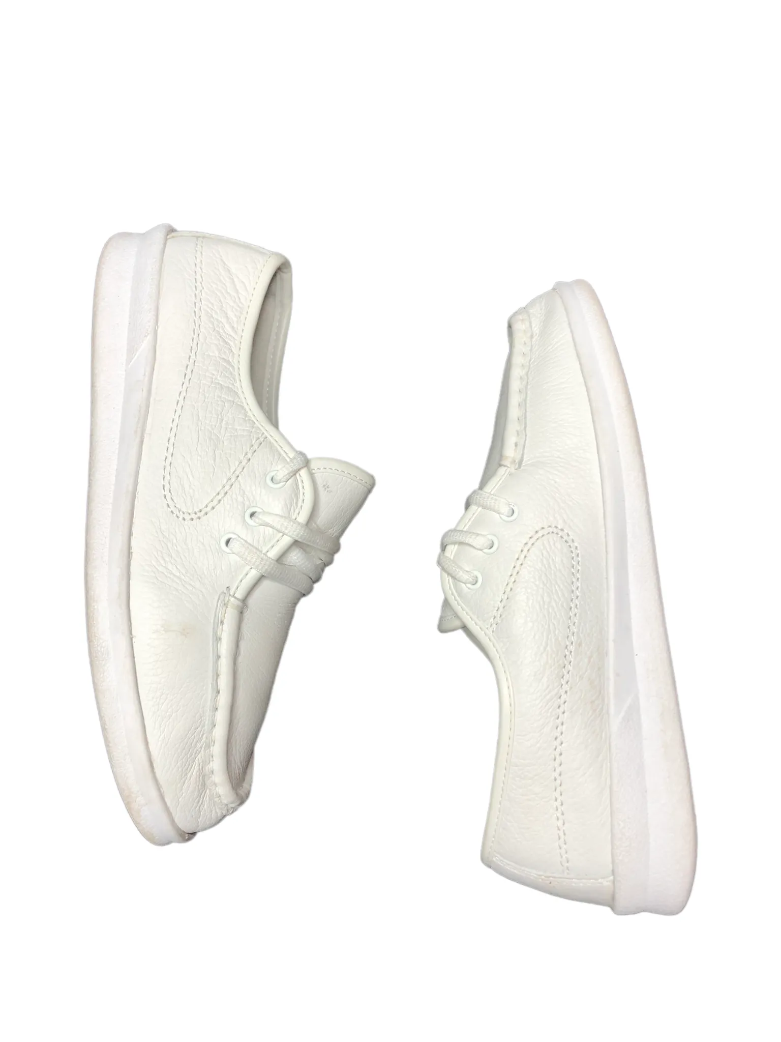 Cobbie Cuddles Siesta White Soft Step Heel Causal Shoes Women's (Size: 7.5)