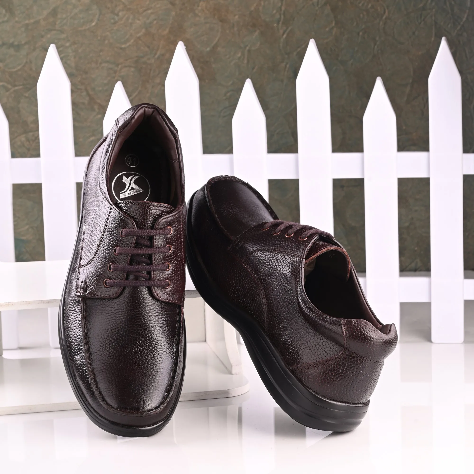 Cultured Trumock Full Grain Leather Derby Lace Ups