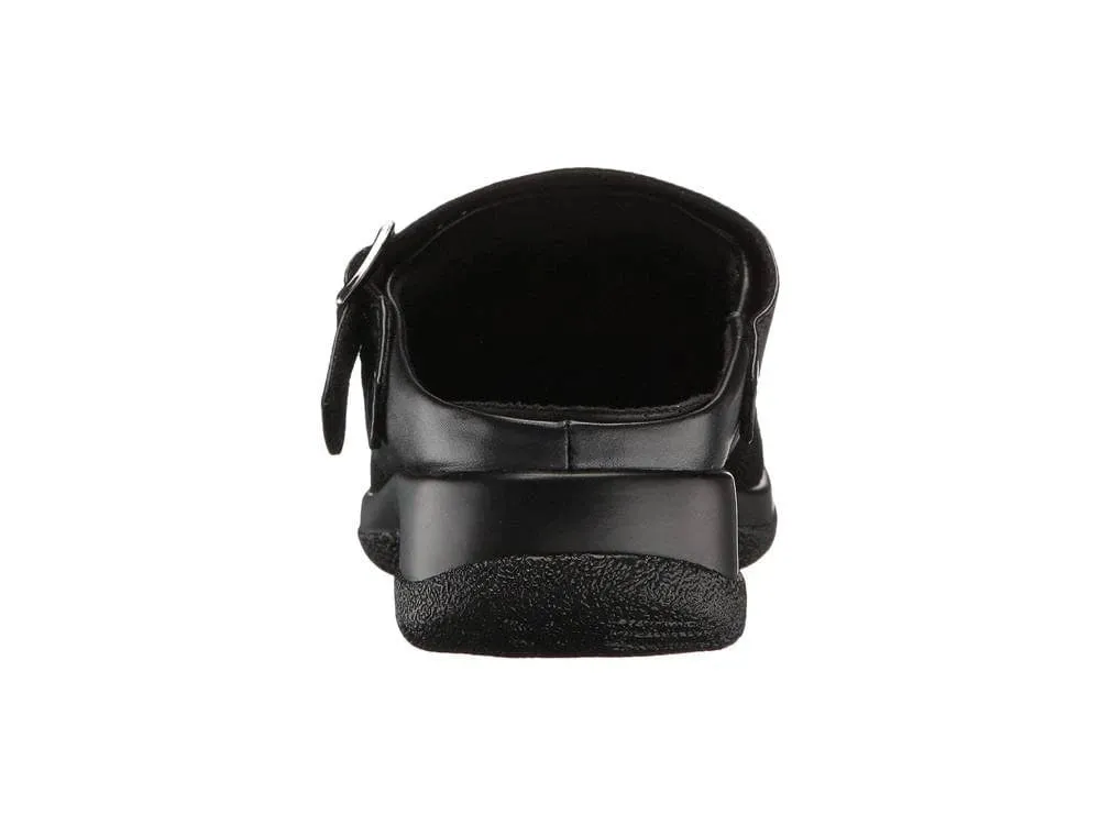 Drew Women's Savannah Clogs- Black Stretch