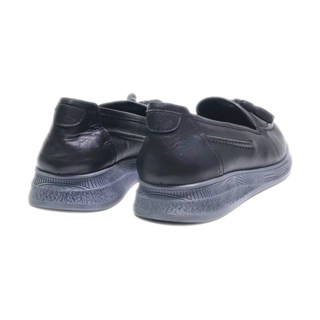 Easy Street Loafers Leather Black Colour For Women