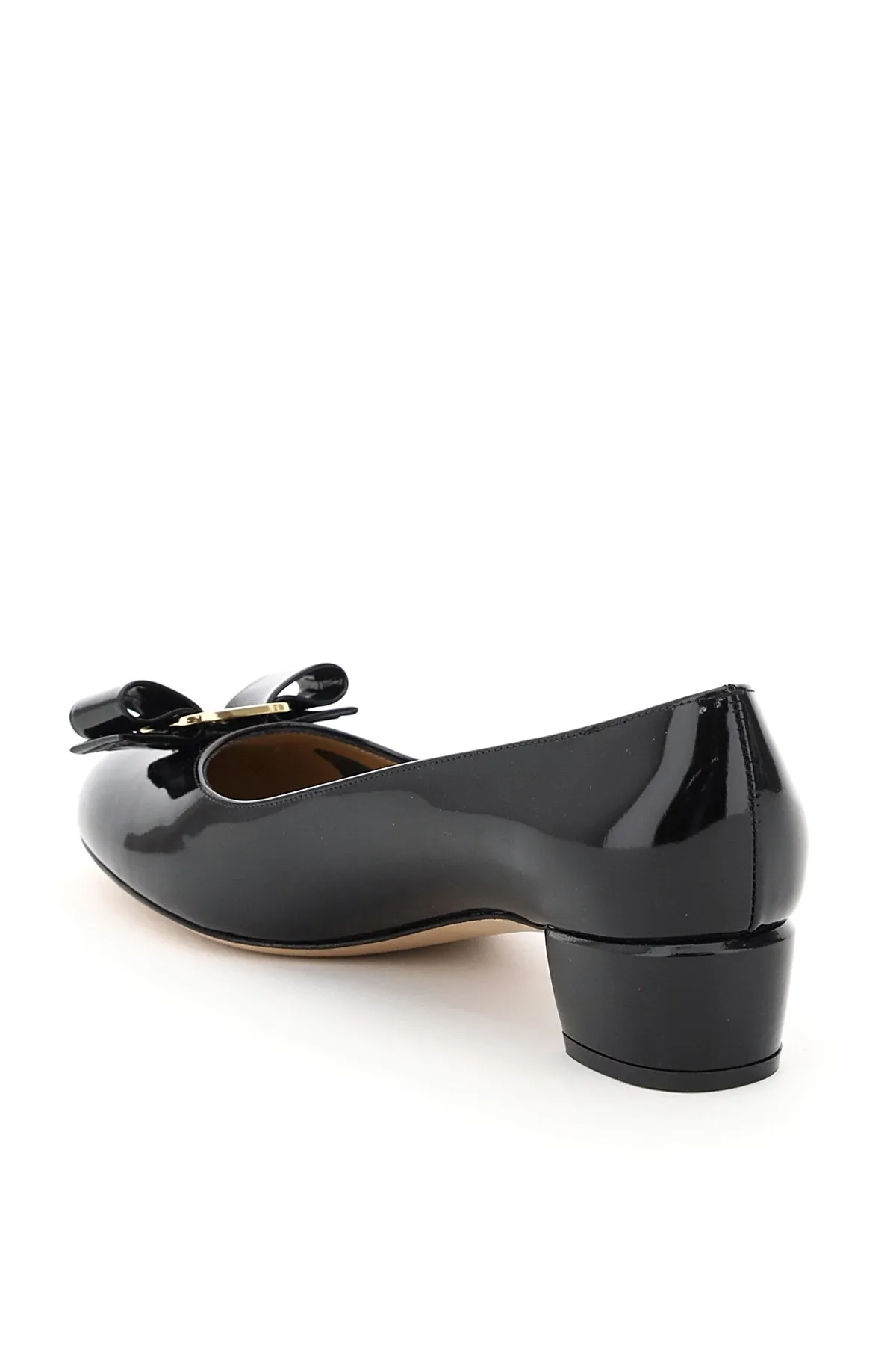 Ferragamo Luxurious Vara Bow Pumps in Patent Leather