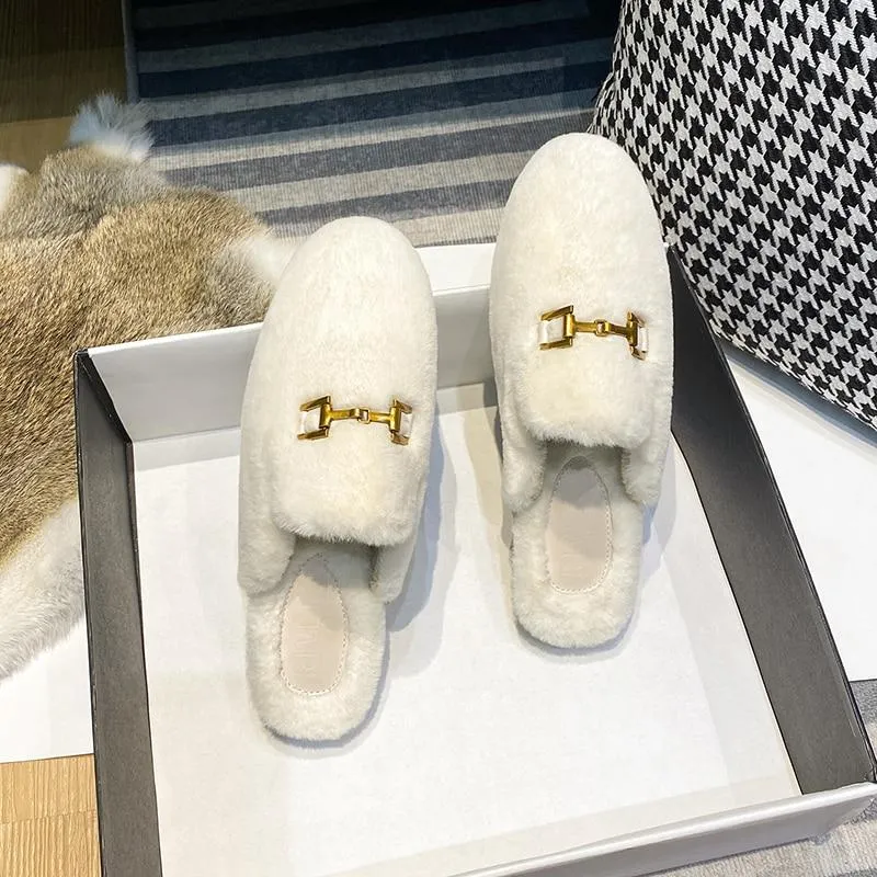 Fluffy women's fashion designer flat slippers for outdoor wear warm Oversized Mueller shoes Fluffy Flat Mules Warm