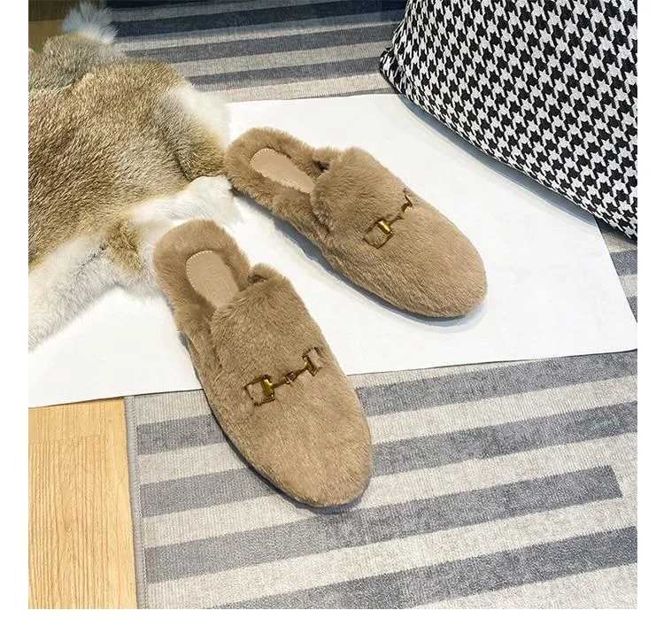 Fluffy women's fashion designer flat slippers for outdoor wear warm Oversized Mueller shoes Fluffy Flat Mules Warm