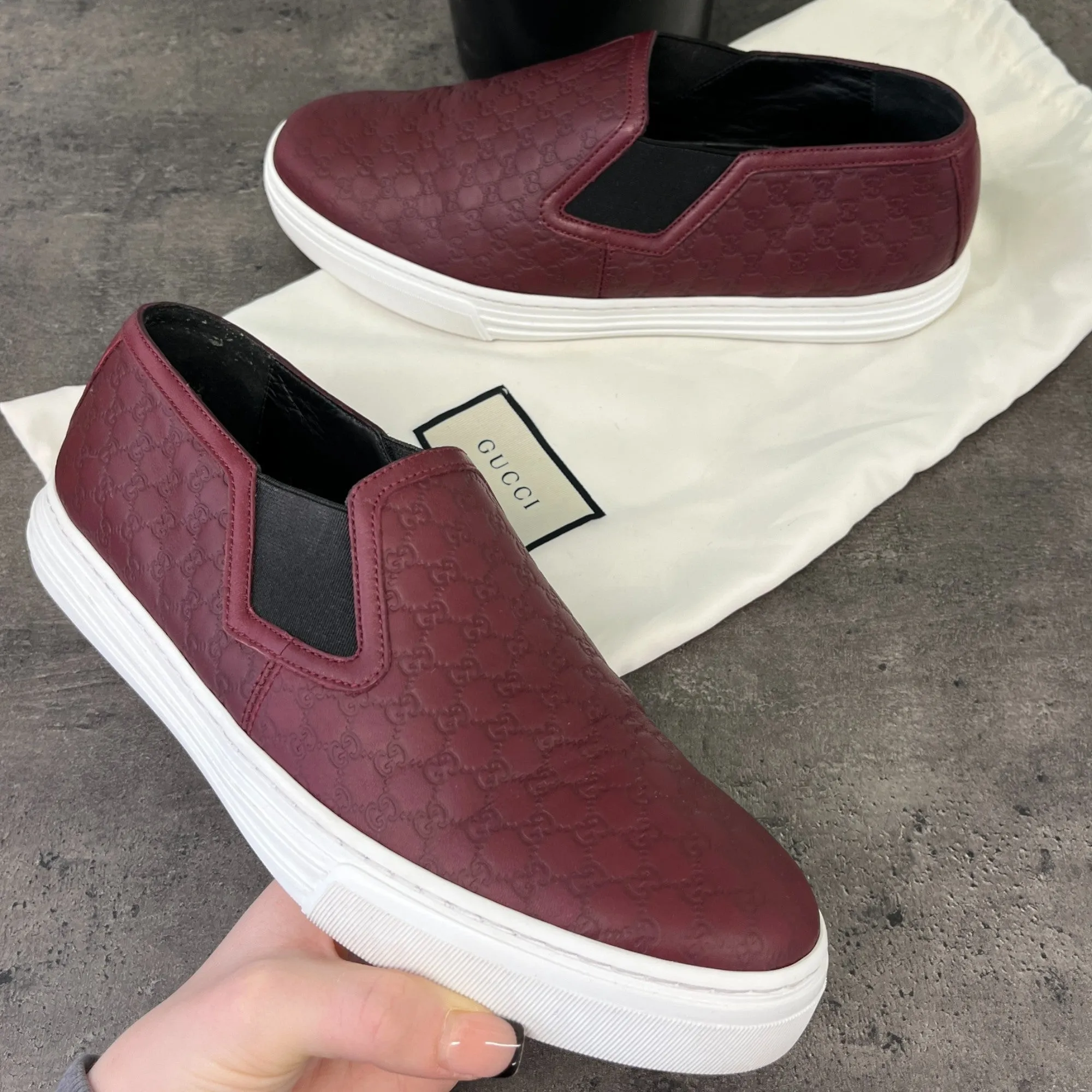 Men's Gg Supreme Loafers Burgundy Size EU 39.5 / UK 5.5