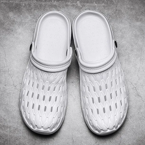 Men's hollow breathable closed toe beach sandals