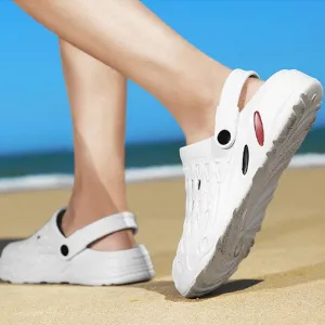 Men's hollow breathable closed toe beach sandals