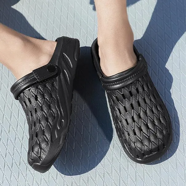 Men's hollow breathable closed toe beach sandals