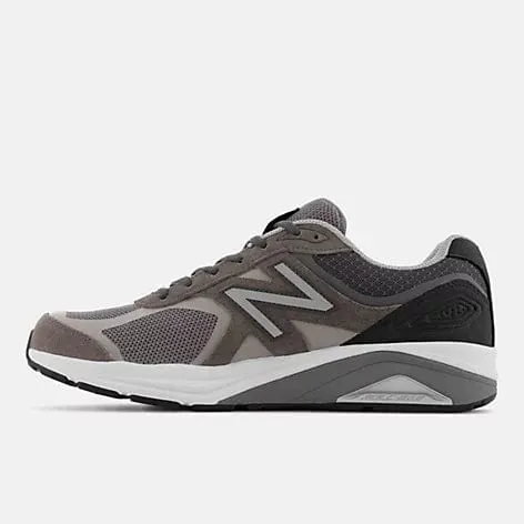 New Balance Men's 1540v3 Waking Shoes- Grey/ Black