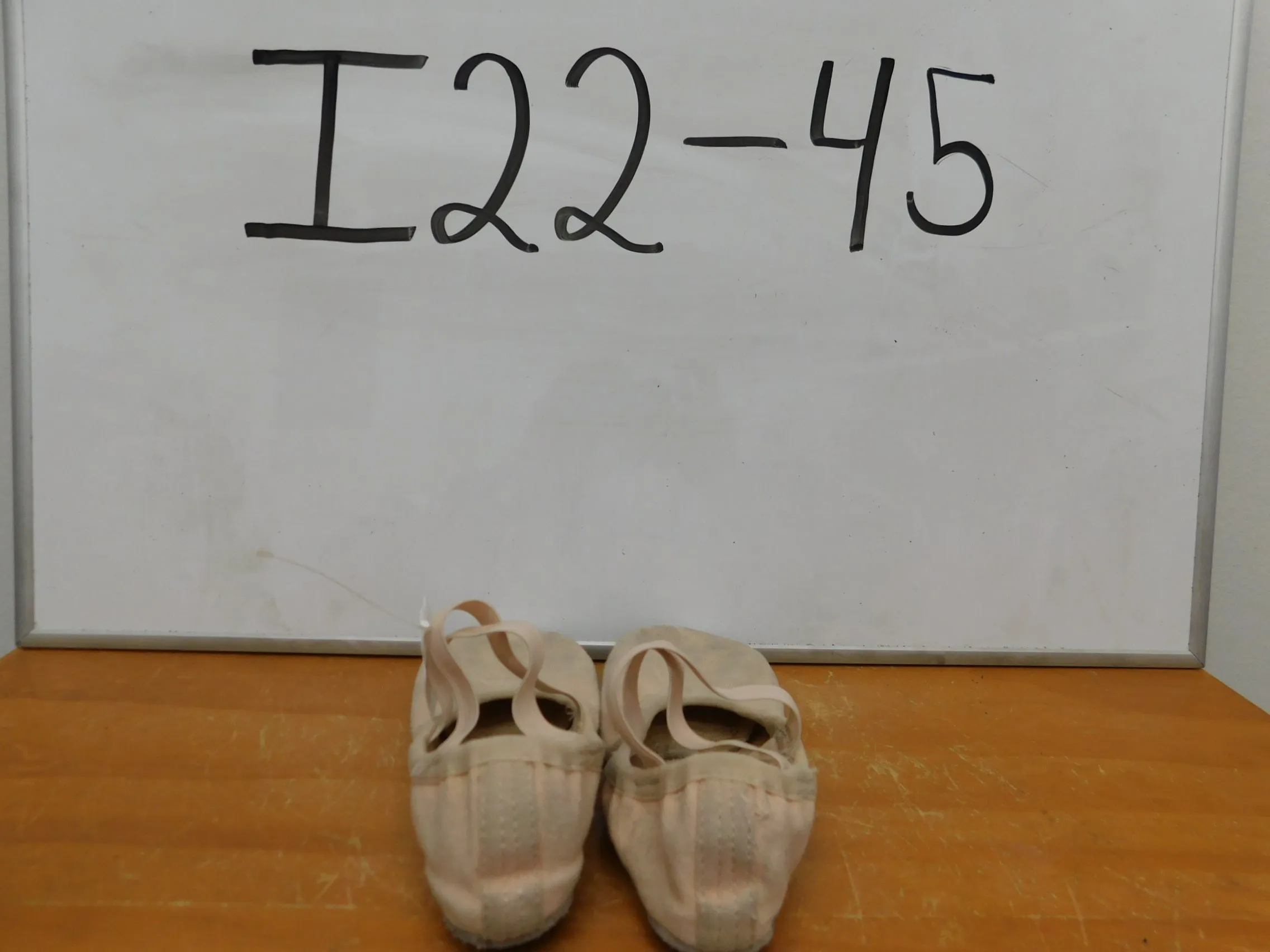 Pre-Owned Ballet Shoes Stelle Little Kid 12M  Canvas  Split Sole