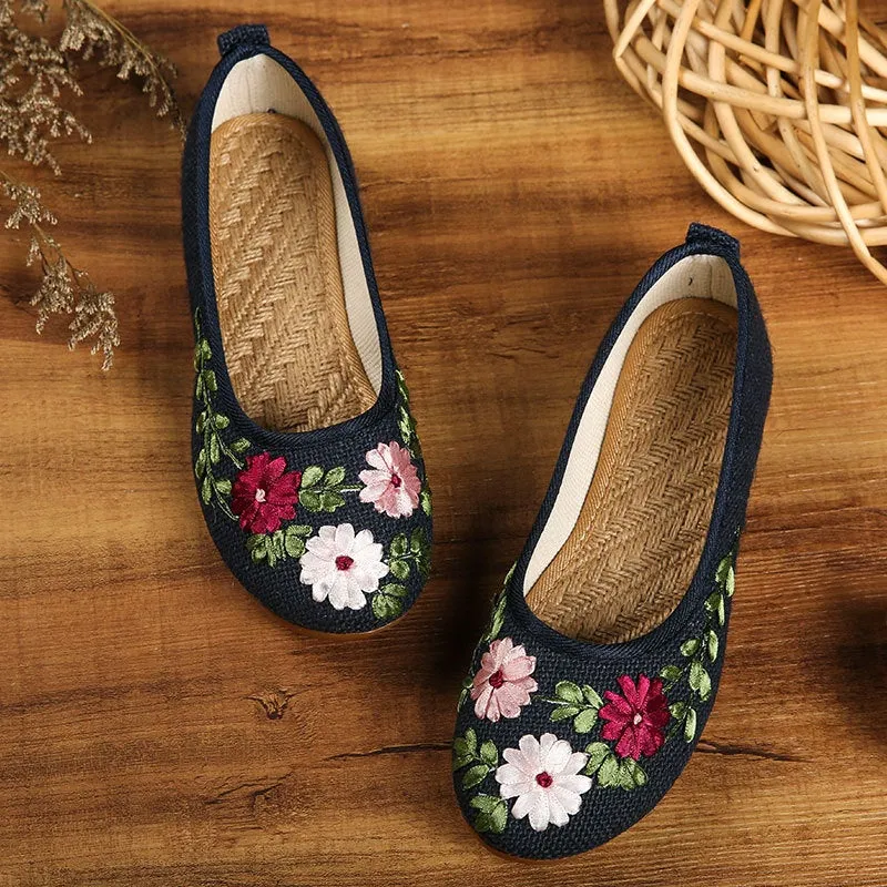 Traditional Chinese Floral Embroidery Shoes Linen Shoes