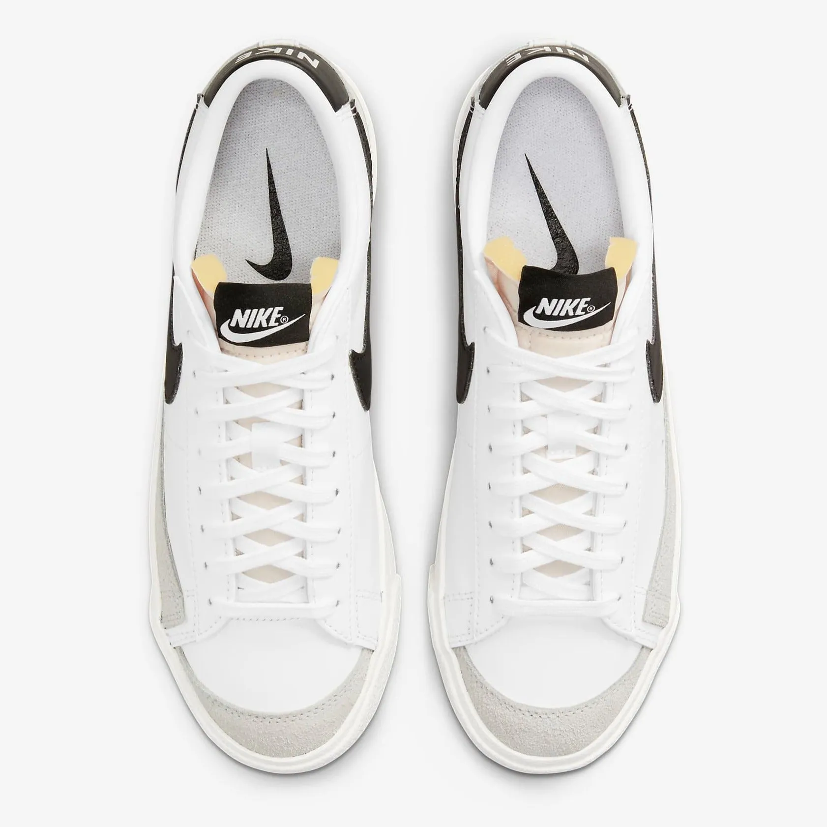Women's Nike Blazer Low '77 (White/Sail/Black)(DC4769-102)
